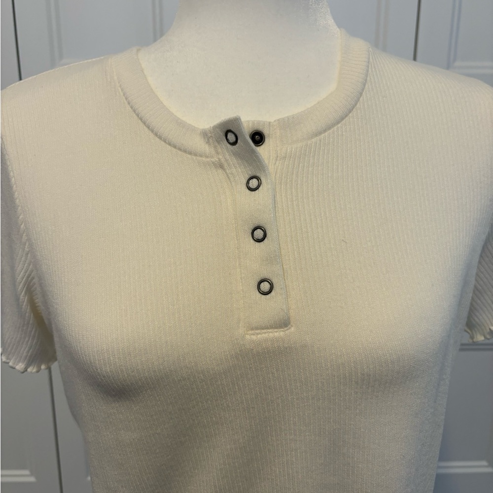 American Eagle Cream Ribbed Baby Tee - Picture 2 of 3